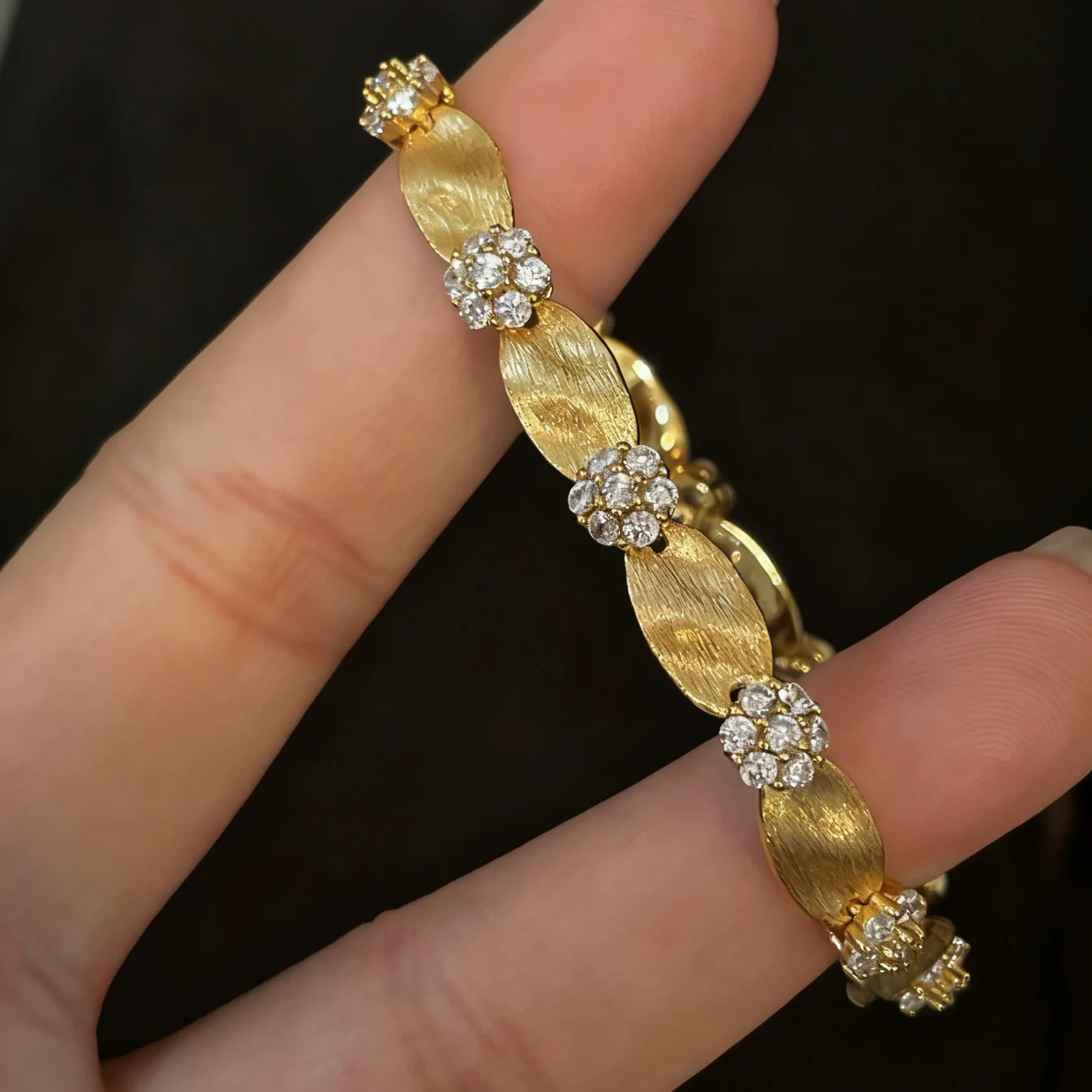 Brushed Gold Ribbon Links Bracelet