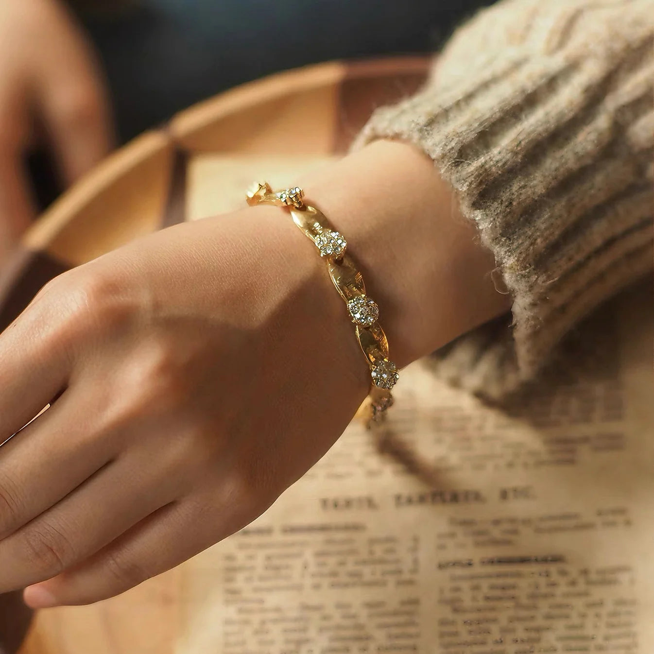 Brushed Gold Ribbon Links Bracelet