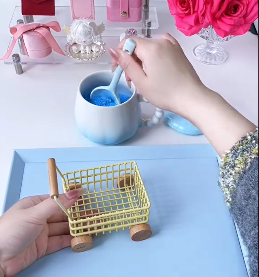 Premium Jewelry Lucky Scoop